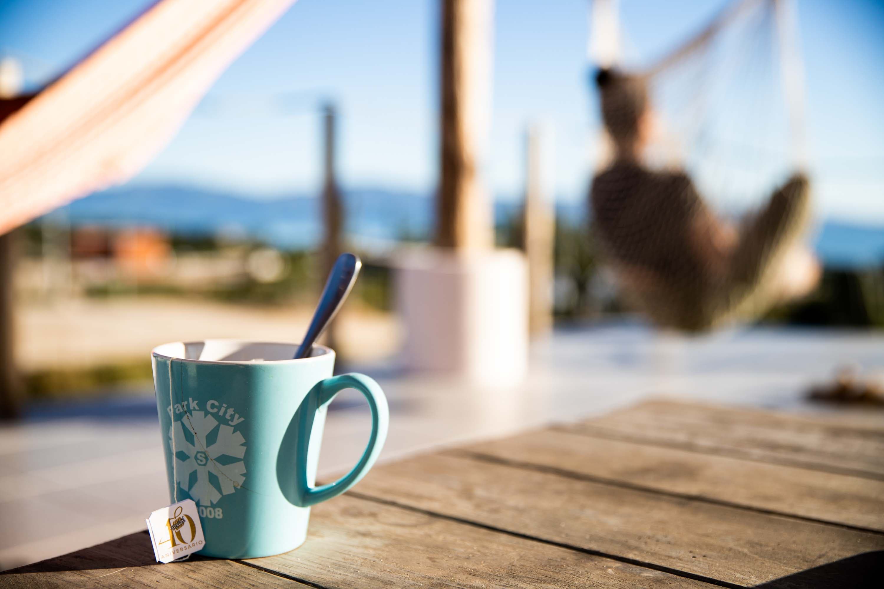Smoothies, coffee & tea
